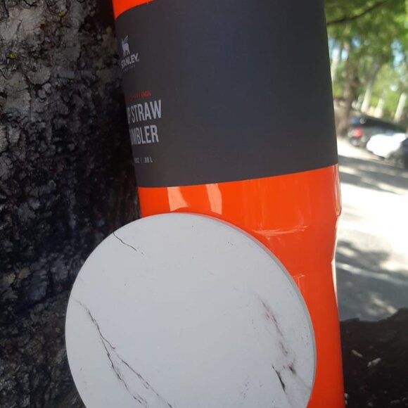 Stanley The Iceflow 30 oz Flip Straw Tumbler Red Made for USA Original - Picture 4 of 15